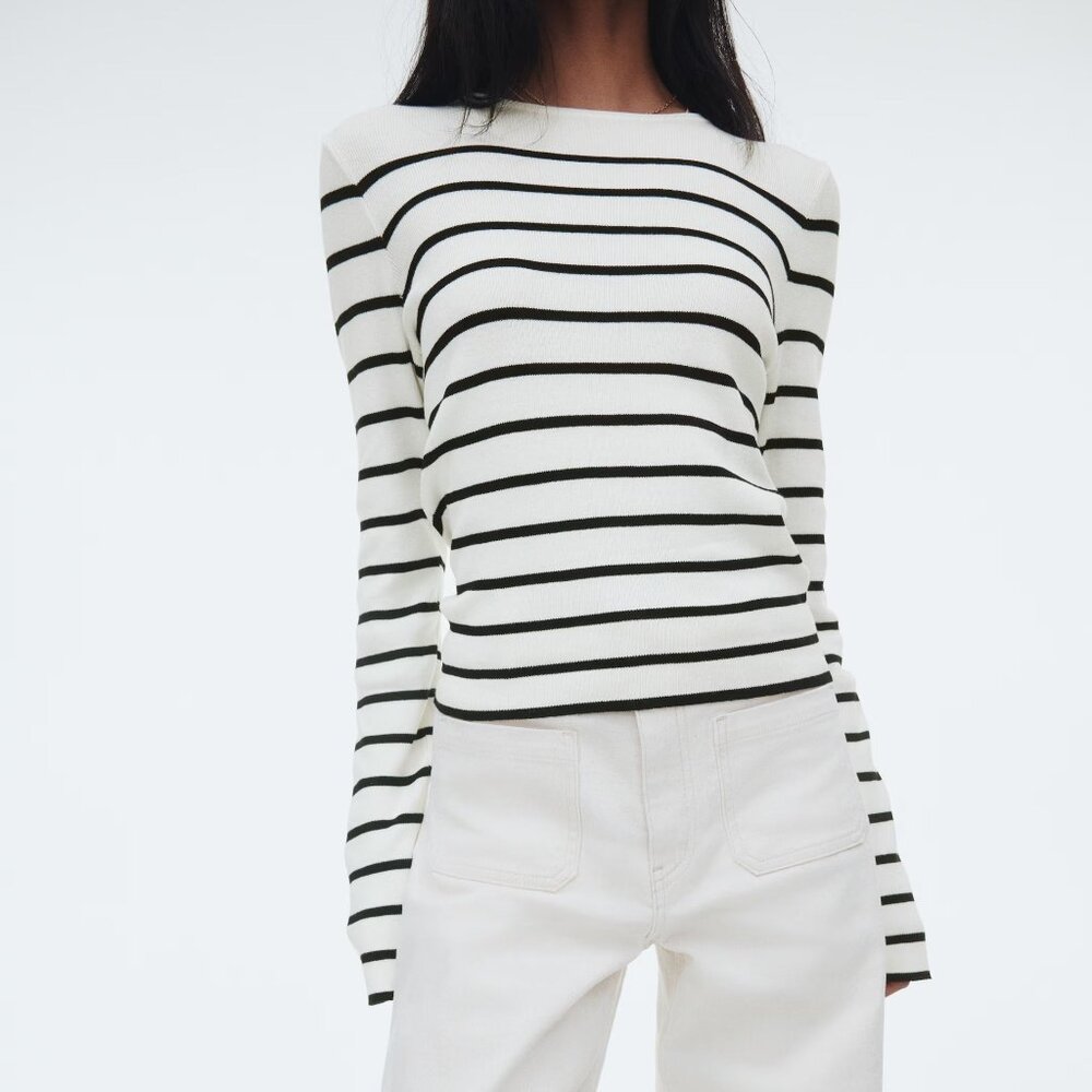 White Black Ribbed Horizontal Top